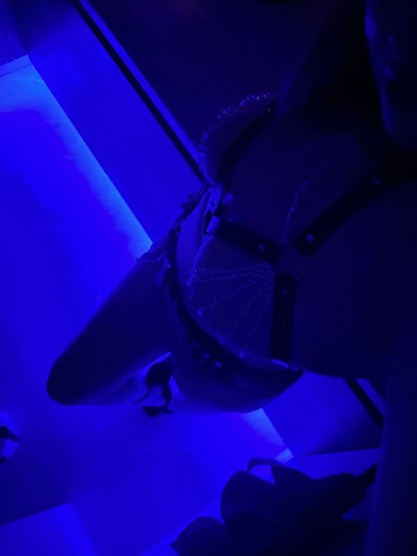 Ася, фото с сайта sexoperm.men