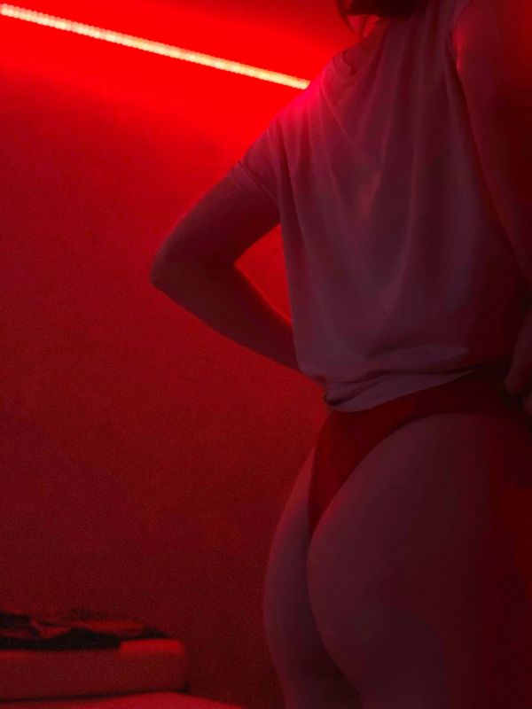 Яна, рост: 170, вес: 50