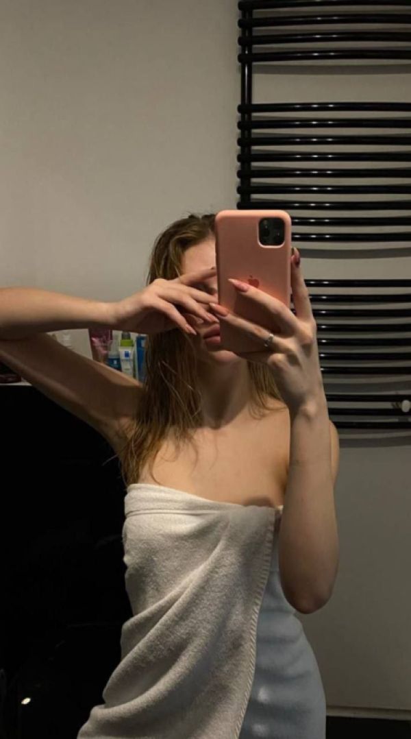 Девушка Полина  (Пермь), 8 922 325-29-56