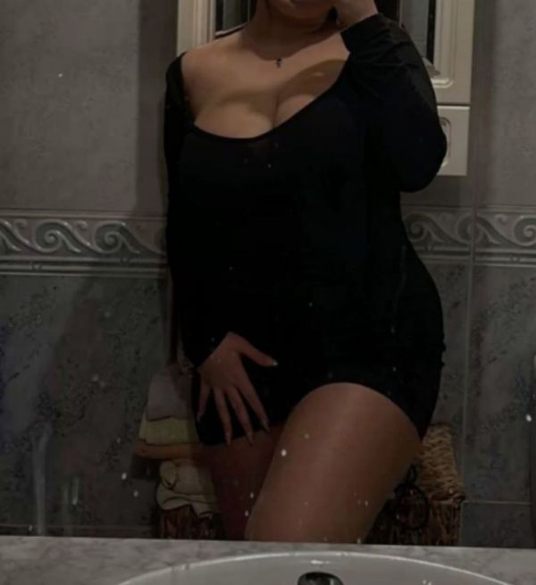 ЗЛАТА 6 РАЗМЕР ГРУДИ ❤️, 23, Пермь, Центр