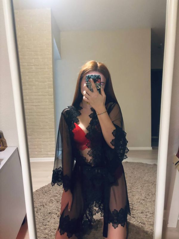 фото Рыженькая секси ГОСТЬЯ