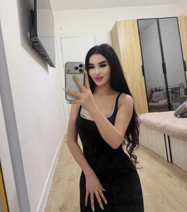 Знакомства в Перми — Аврора с сюрпризом , 20 лет